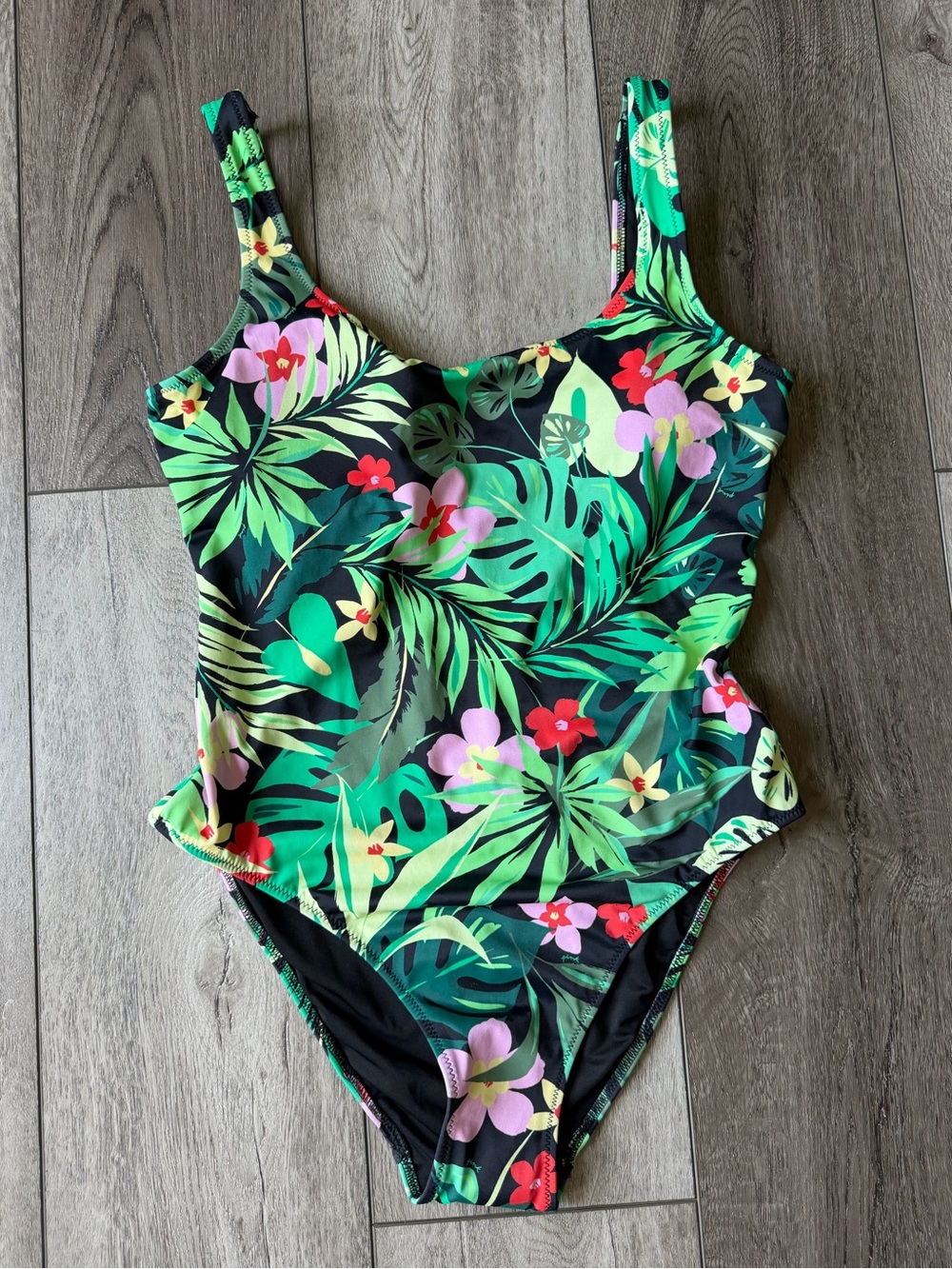 PINK Victoria's Secret Tropical Floral One-Piece Swim-Vacation Ready!NWOT